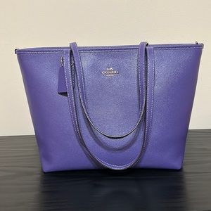 Coach Tote